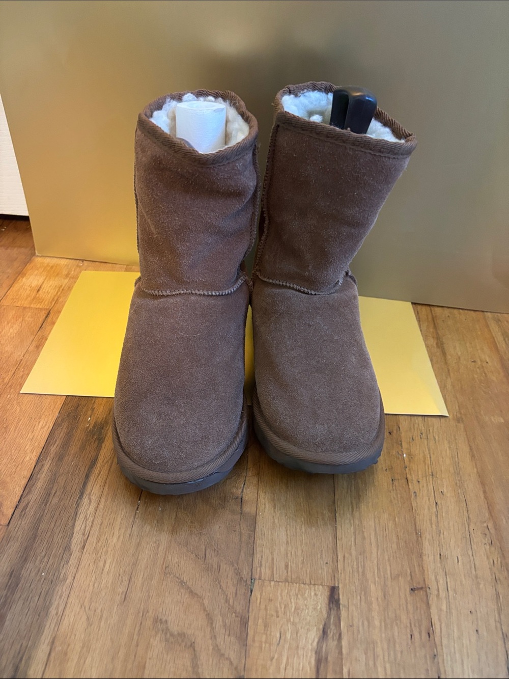 Emu Women’s Brown Suede Shearling Boots